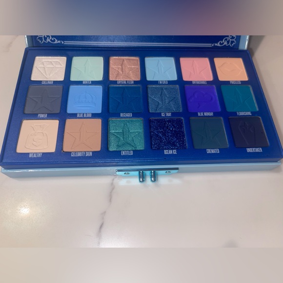 Blue blood eye shadow palette by Jeffree Starr - Picture 10 of 13